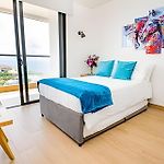 Nuevo apartamento de 1 dormitorio con vista al mar y al lago