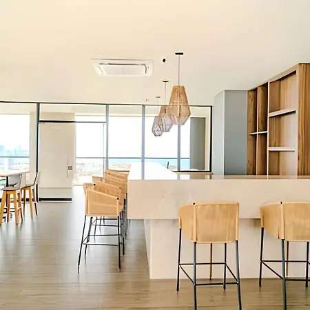 Nuevo De 1 Con Vista Al Mar Y Al Apartamento